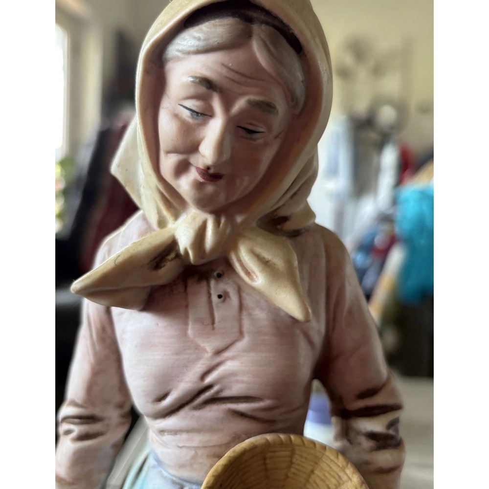 Vintage Home Interior Figurine Woman And Goose Cottagecore Granny Core Farm Hous - Picture 3 of 9